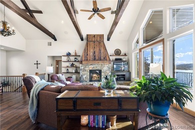 Offered by its original owners, this lovingly maintained 5-bed - photo 6