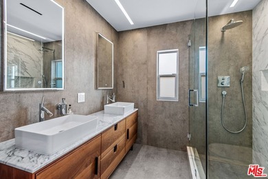 This extensively renovated front-facing multi-story townhome - photo 22
