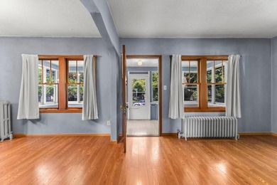 Classic 1.5 story charmer on a corner lot and just a short walk - photo 7