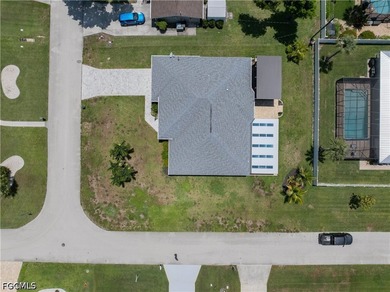 Welcome to this exceptional 3 bedroom + Den, 2 bath pool home - photo 46