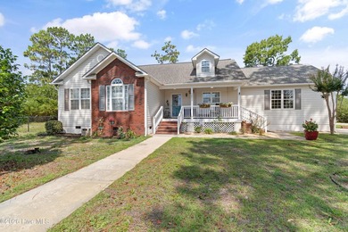 It is rare to find a three bedroom, two baths home on a double - photo 1