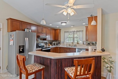 It is rare to find a three bedroom, two baths home on a double - photo 4
