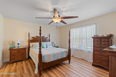 It is rare to find a three bedroom, two baths home on a double - photo 10