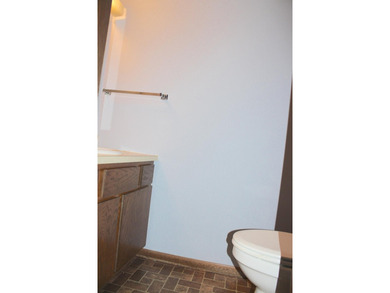 Welcome home to comfortable, convenient, and carefree living in - photo 18