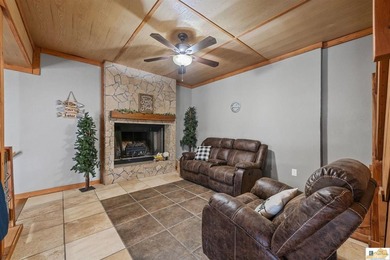Turnkey lakefront opportunity on Barren River Lake! This fully - photo 26