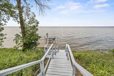 Lake life awaits! Enjoy 120' of prime Lake Winnebago frontage - photo 36