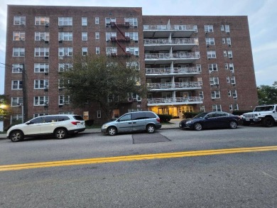 Lake Apartment For Sale in Yonkers, New York