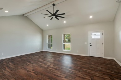 Incredible new construction home in desirable Holliday ISD! This - photo 3
