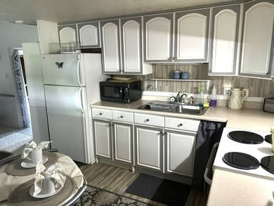 Additional listing photo 3