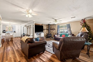 Enjoy quiet country living in this cozy, updated 4-bedroom - photo 2