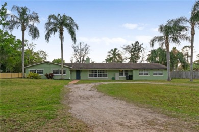 Lake Home For Sale in Apopka, Florida