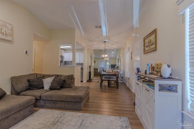 Welcome to Windchase Bay Condominiums, where convenience and - photo 3