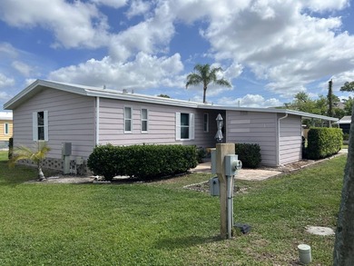 Start Your New ADVENTURE ~ 3 Months LOT Rent INCLUDED! This - photo 5