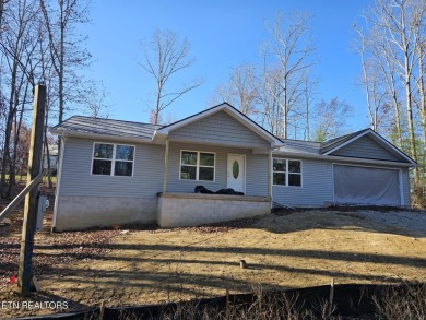 Lake Home Sale Pending in Crossville, Tennessee