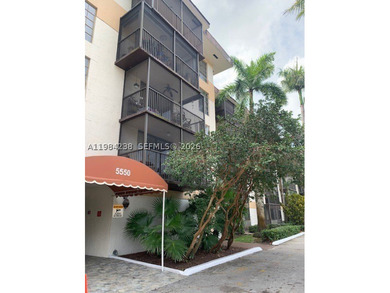 Great value in a prime Inverwood location! This spacious 2-bed - photo 2
