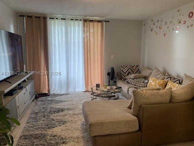 Great value in a prime Inverwood location! This spacious 2-bed - photo 3