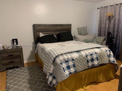 Great value in a prime Inverwood location! This spacious 2-bed - photo 8