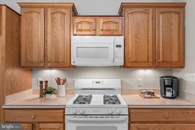 Buyer Contract fell Thru 11 Burr Drive, is a meticulously - photo 20