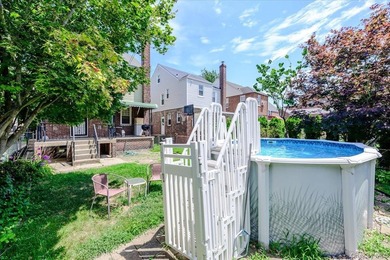 Welcome to this great single-family Tudor-style home located in - photo 30