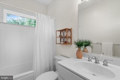 Buyer Contract fell Thru 11 Burr Drive, is a meticulously - photo 33