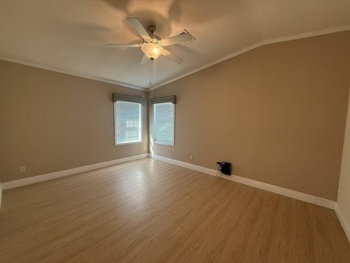 Lake Sunshine Home For Sale in Lady Lake Florida