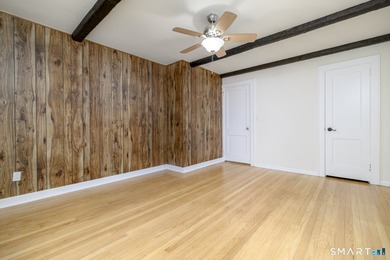 Welcome to 206 Ridgefield Ave located in Mill Hill neighborhood - photo 16