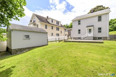 Welcome to 206 Ridgefield Ave located in Mill Hill neighborhood - photo 29
