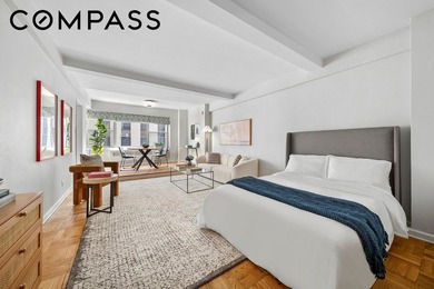Top floor penthouse oversized home lovingly renovated in one of - photo 1