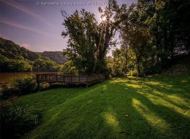 Wake up to breathtaking Kanawha River views from every front - photo 4
