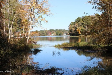 Very Rare Offering on the Beautiful Shores of Lake Oconee. 8.16 - photo 9