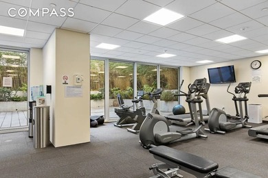 Residence 3E at Hudson Hill Condominium is a rare and expansive - photo 8
