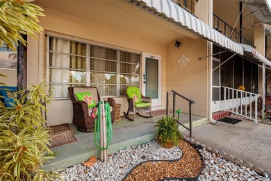 Ground-floor 2-bedroom, 1-bath condominium located in the - photo 4