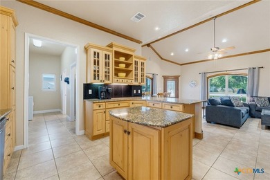 Welcome to your own private retreat in the heart of Salado! - photo 13