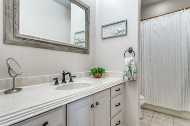 Welcome to this stunning custom home nestled at the end of a - photo 15