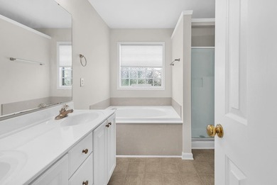 Welcome home to this charming 3-bedroom, 2-bath cottage-style - photo 18