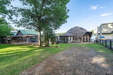 Welcome to your own waterfront retreat on beautiful Lake - photo 26