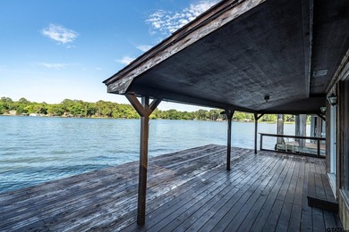Welcome to your own waterfront retreat on beautiful Lake - photo 30