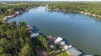 Welcome to your own waterfront retreat on beautiful Lake - photo 33