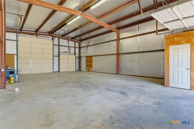 Welcome to your own private retreat in the heart of Salado! - photo 37