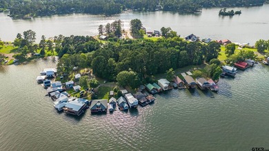 Welcome to your own waterfront retreat on beautiful Lake - photo 41