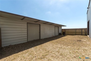 Welcome to your own private retreat in the heart of Salado! - photo 42