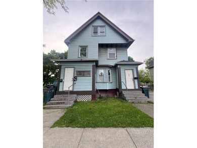 Amazing investor opportunity with strong cash flow potential! - photo 1