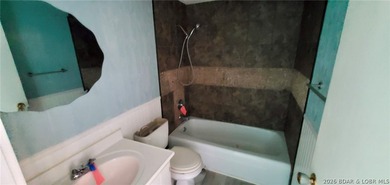 3 Bedroom, 2 bath home with unfinished basement for storage or - photo 7