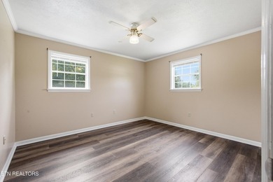 Location, Space & Updates - This One Has It All! Don't miss this - photo 18