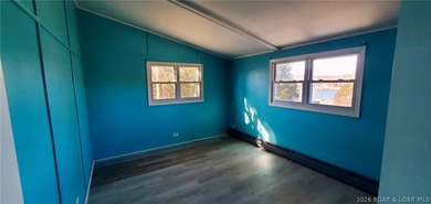 3 Bedroom, 2 bath home with unfinished basement for storage or - photo 9