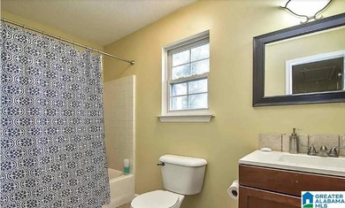**Charming Colonial Waterfront Retreat on Logan Martin Lake** - photo 24