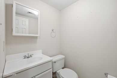 Location, Space & Updates - This One Has It All! Don't miss this - photo 36