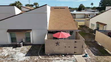 $10,000 PRICE IMPROVEMENT! Welcome to this beautifully renovated - photo 2