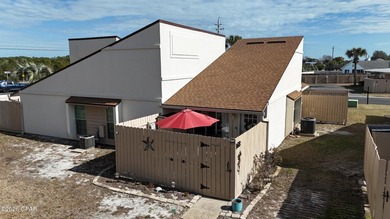 $10,000 PRICE IMPROVEMENT! Welcome to this beautifully renovated - photo 5