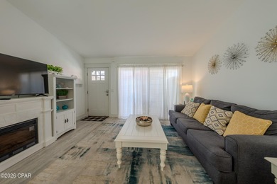 $10,000 PRICE IMPROVEMENT! Welcome to this beautifully renovated - photo 9